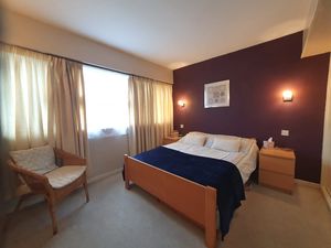 Bedroom- click for photo gallery